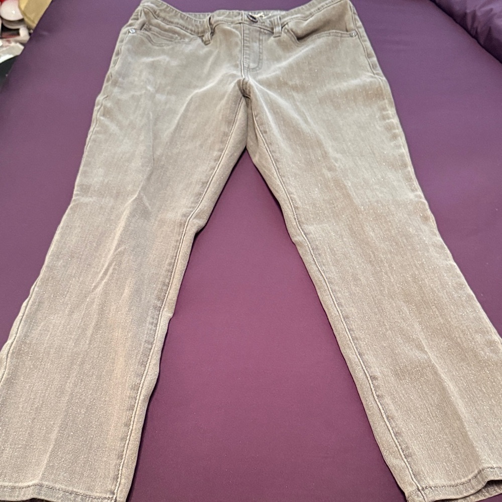 DG2 straight leg stretch jeans